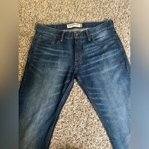 LEVI'S jeans. Size w33-L34